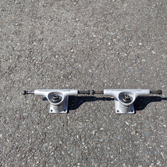 Tensor Mag Light Trucks - 7.75" - Picture 2 of 5